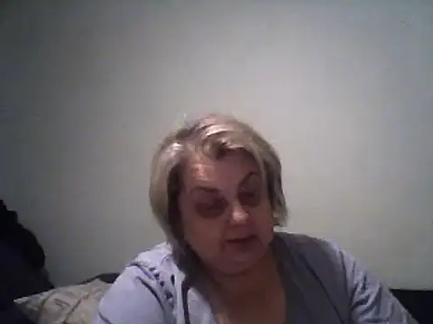 Snapshot of AngelSky4533 chatting on March 9, 2025, 8:42 pm AngelSky4533 online show from March 9, 2025, 8:42 pm