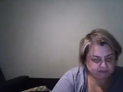 Snapshot of AngelSky4533 chatting on March 11, 2025, 5:35 pm AngelSky4533 online show from March 11, 2025, 5:35 pm