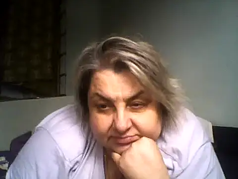 Snapshot of AngelSky4533 chatting on March 15, 2025, 1:29 pm AngelSky4533 online show from March 15, 2025, 1:29 pm