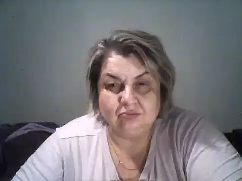 Snapshot of AngelSky4533 chatting on March 15, 2025, 10:00 pm AngelSky4533 online show from March 15, 2025, 10:00 pm