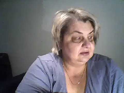 Snapshot of AngelSky4533 chatting on March 17, 2025, 7:48 pm AngelSky4533 online show from March 17, 2025, 7:48 pm