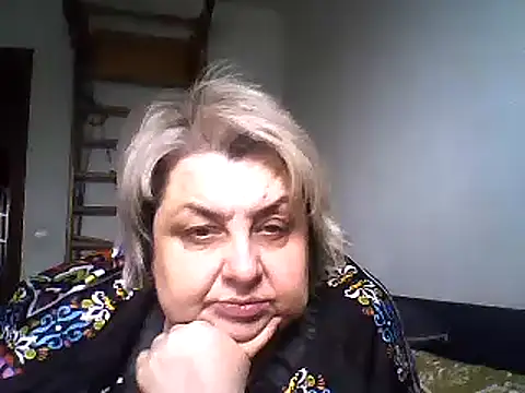 Snapshot of AngelSky4533 chatting on March 19, 2025, 12:56 pm AngelSky4533 online show from March 19, 2025, 12:56 pm