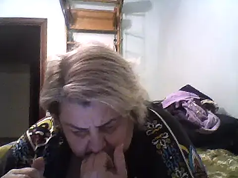 Snapshot of AngelSky4533 chatting on March 19, 2025, 4:55 pm AngelSky4533 online show from March 19, 2025, 4:55 pm