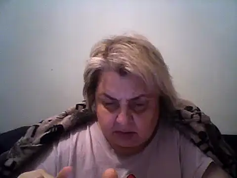 Snapshot of AngelSky4533 chatting on March 22, 2025, 6:25 pm AngelSky4533 online show from March 22, 2025, 6:25 pm