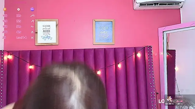 Snapshot of hot-littlechill chatting on January 23, 2025, 1:02 pm hot-littlechill online show from January 23, 2025, 1:02 pm