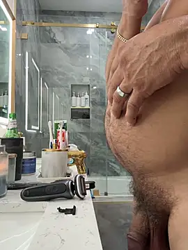 carlospingalinda online show from September 28, 2025, 10:59 pm