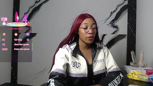 Snapshot of esmeralda-bk chatting on September 10, 2025, 8:42 pm esmeralda-bk online show from September 10, 2025, 8:42 pm