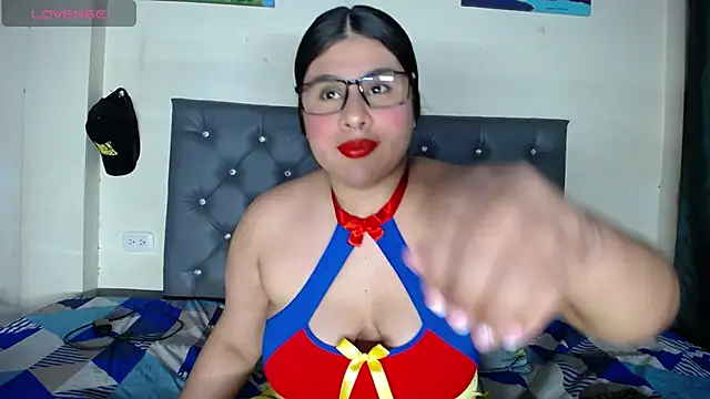 Snapshot of Antonellaa_111 chatting on November 16, 2025, 5:46 am Antonellaa 111 online show from November 16, 2025, 5:46 am