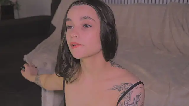 Bella Alita online show from May 14, 2026, 8:37 pm