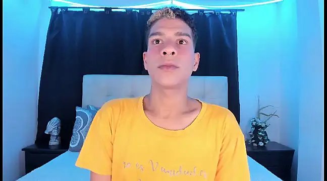 Ethan Boyy online show from January 24, 2025, 8:02 am