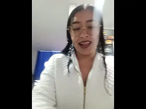 AnonymousGirl online show from May 30, 2026, 11:07 am