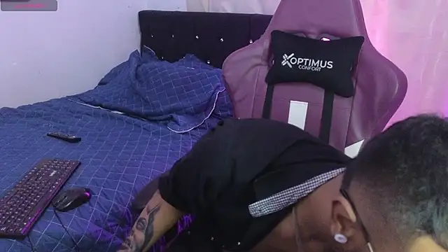 Snapshot of eros-0001 chatting on January 22, 2025, 5:59 am eros-0001 online show from January 22, 2025, 5:59 am