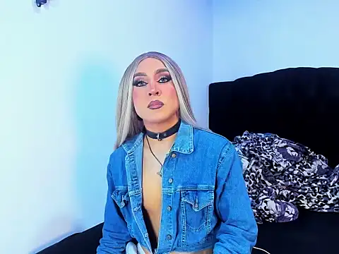 Georgina Giio online show from October 31, 2025, 1:17 am