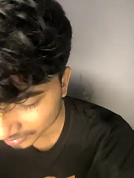 Snapshot of kaif_220 chatting on October 4, 2025, 7:56 pm kaif 220 online show from October 4, 2025, 7:56 pm