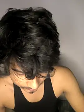 Snapshot of kaif_220 chatting on October 22, 2025, 2:17 pm kaif 220 online show from October 22, 2025, 2:17 pm