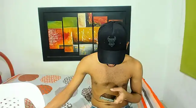 sweethoneytsx online show from February 22, 2025, 5:34 am