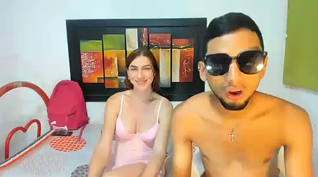 sweethoneytsx online show from March 13, 2025, 5:00 am