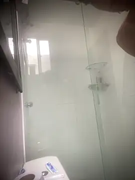 Latinos 2001 online show from March 17, 2026, 3:04 pm