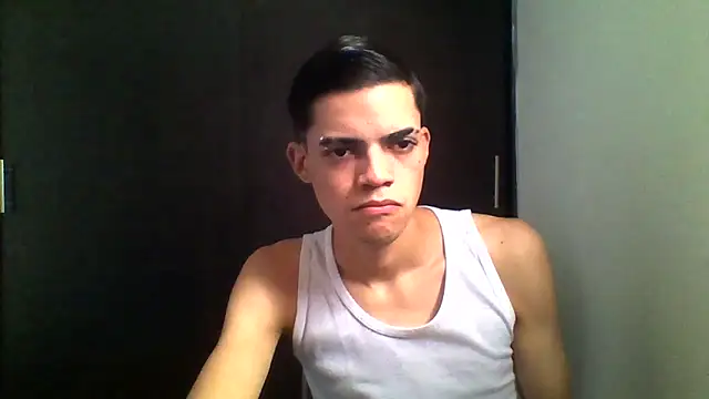 Latinos 2001 online show from May 14, 2026, 2:35 pm