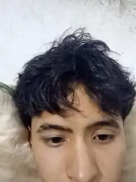 Snapshot of Sm1thXx chatting on February 3, 2025, 12:58 am Sm1thXx online show from February 3, 2025, 12:58 am