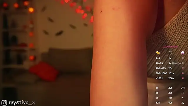 EliyaX online show from November 2, 2025, 5:15 pm