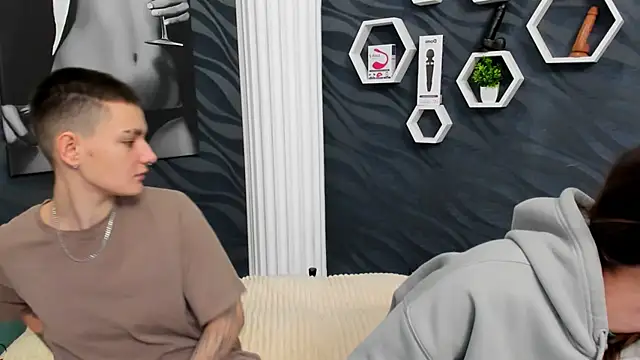 annabishop online show from February 7, 2025, 3:23 am