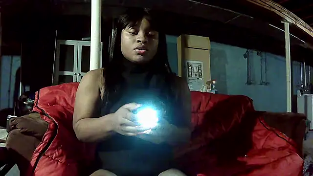 Snapshot of goddessvanessathebrat chatting on January 21, 2025, 4:32 am goddessvanessathebrat online show from January 21, 2025, 4:32 am