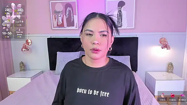 janna lopez  online show from October 3, 2025, 3:47 am