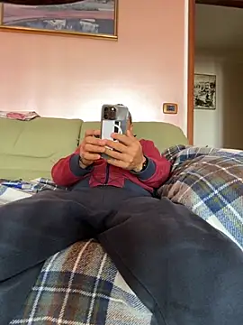 sempreilmio2 online show from November 10, 2025, 9:08 am