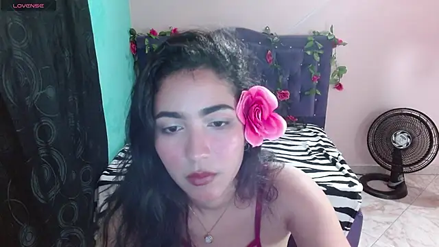 Snapshot of Atlanta_Beautiful chatting on January 22, 2025, 9:21 pm Atlanta Beautiful online show from January 22, 2025, 9:21 pm