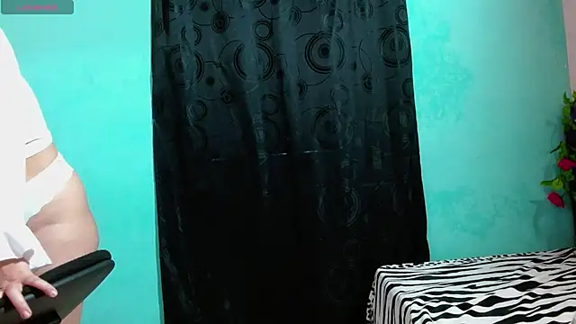 Snapshot of Atlanta_Beautiful chatting on February 12, 2025, 10:15 pm Atlanta Beautiful online show from February 12, 2025, 10:15 pm