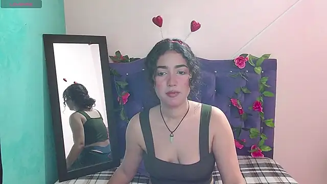 Snapshot of Atlanta_Beautiful chatting on March 17, 2025, 6:21 pm Atlanta Beautiful online show from March 17, 2025, 6:21 pm