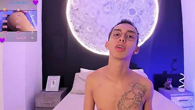 EthaanCox online show from January 25, 2025, 11:11 pm