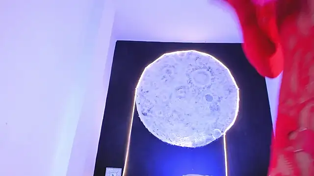 Snapshot of EthaanCox chatting on November 12, 2025, 9:36 pm EthaanCox online show from November 12, 2025, 9:36 pm