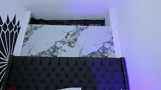 EthaanCox online show from March 17, 2026, 8:45 pm