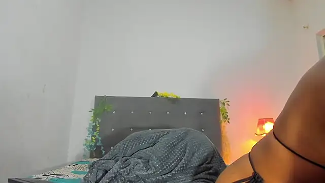 Snapshot of NoaBrowm chatting on November 7, 2025, 9:48 pm NoaBrowm online show from November 7, 2025, 9:48 pm