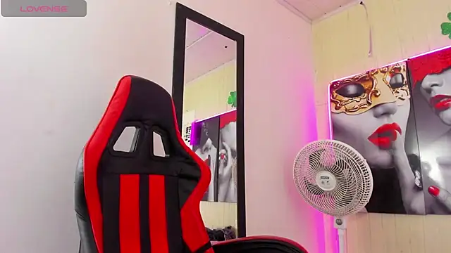 Miss sparkle00 online show from October 3, 2025, 4:53 am