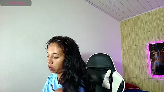 Miss sparkle00 online show from January 8, 2026, 8:22 pm