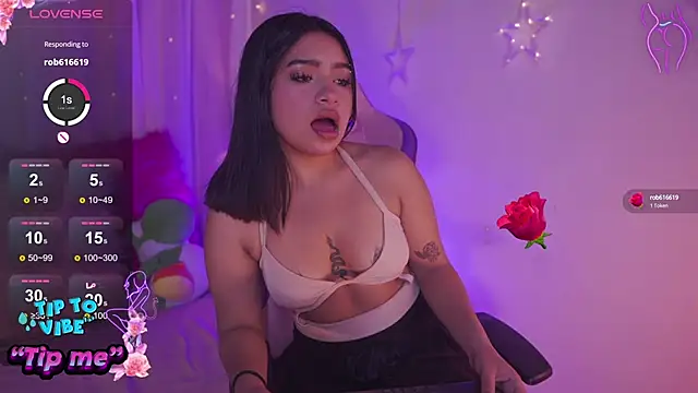 Snapshot of emma_soffia_ chatting on February 1, 2025, 7:13 pm emma soffia online show from February 1, 2025, 7:13 pm
