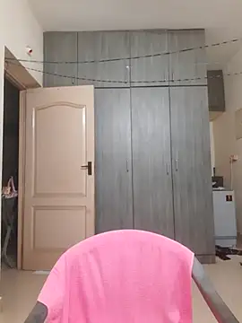 Snapshot of Chennaibull15 chatting on October 28, 2025, 5:37 pm Chennaibull15 online show from October 28, 2025, 5:37 pm