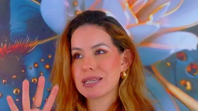 scarlette69 online show from January 18, 2026, 8:23 pm