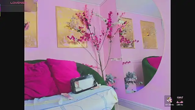 scarlette69 online show from February 27, 2026, 7:47 pm