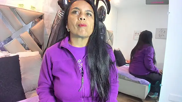 raquell moore online show from October 13, 2025, 11:32 am