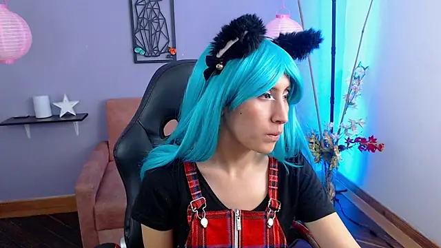 Snapshot of miss_moonlight chatting on February 13, 2025, 9:06 pm miss moonlight online show from February 13, 2025, 9:06 pm