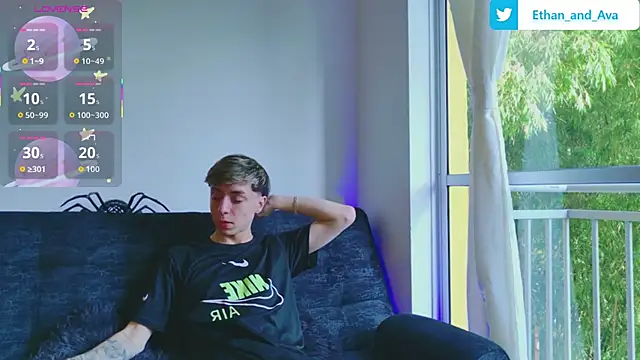 Snapshot of ethan_and_ava chatting on October 15, 2025, 12:38 pm ethan and ava online show from October 15, 2025, 12:38 pm