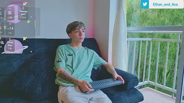 Snapshot of ethan_and_ava chatting on October 26, 2025, 1:06 pm ethan and ava online show from October 26, 2025, 1:06 pm