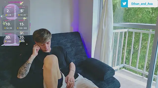 Snapshot of ethan_and_ava chatting on November 5, 2025, 12:38 pm ethan and ava online show from November 5, 2025, 12:38 pm