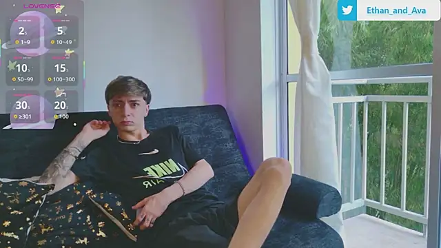 Snapshot of ethan_and_ava chatting on November 15, 2025, 1:07 pm ethan and ava online show from November 15, 2025, 1:07 pm