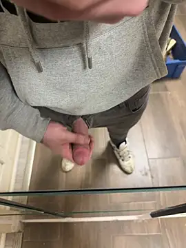 Klaus298 online show from February 5, 2026, 3:16 pm