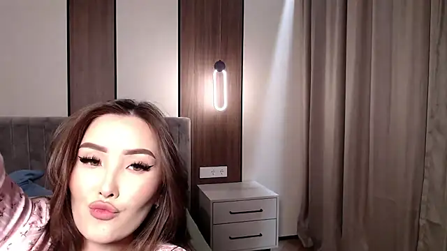 Snapshot of mystiksirenn chatting on November 13, 2025, 3:55 pm mystiksirenn online show from November 13, 2025, 3:55 pm